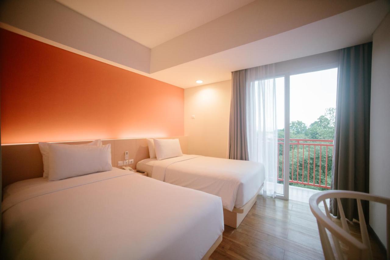 The Bountie Hotel And Convention Centre Sukabumi Exterior photo